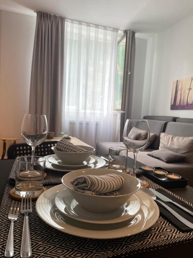 Falling Star Apartman เบรอเซเช ภายนอก รูปภาพ